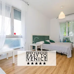 https://appartamento-elite-comodo-free-park-accesso-easy-a-venezia.hotelslidodijesolo.com