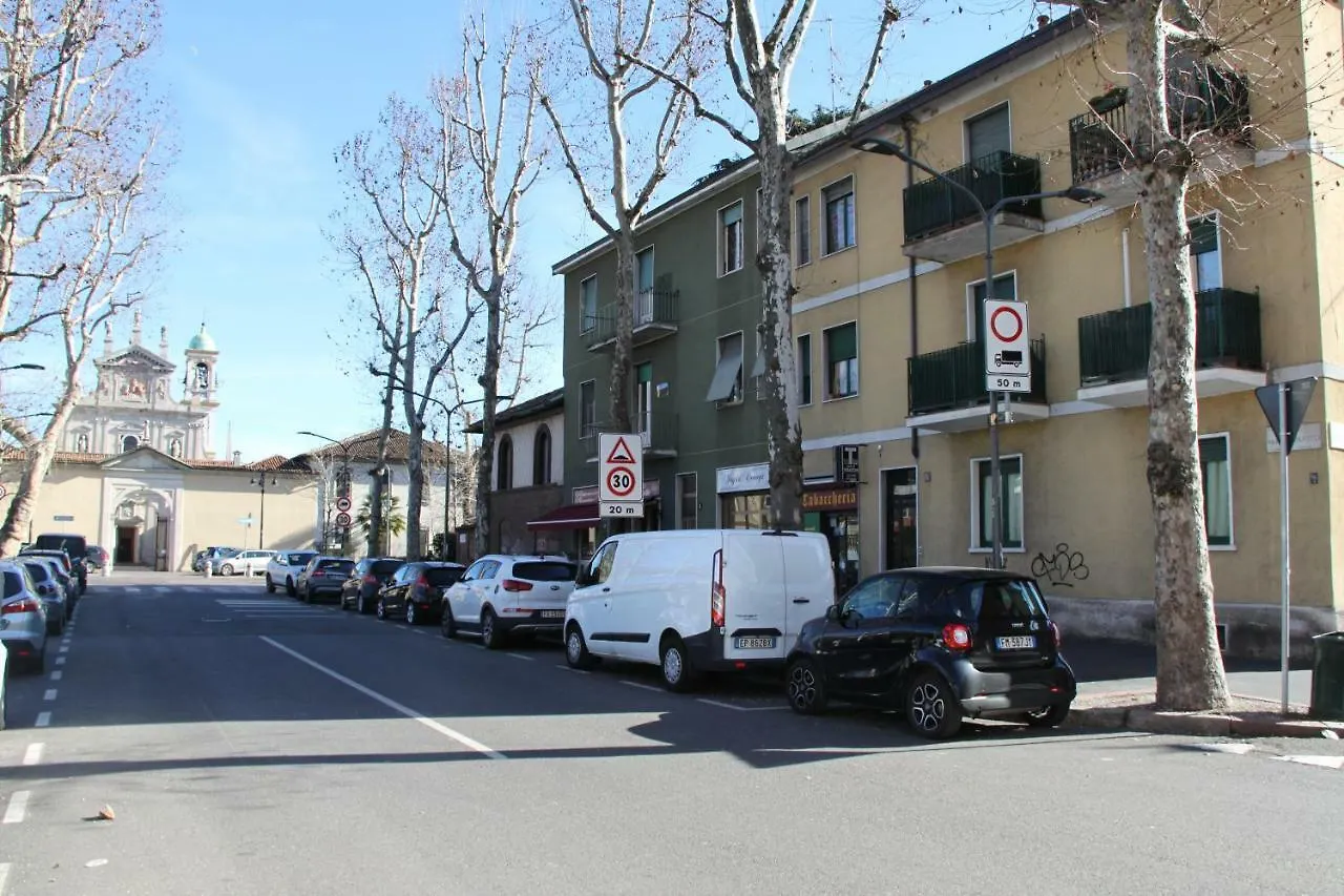 Maggiore Cozy Apartment Milano 0*,  Italia
